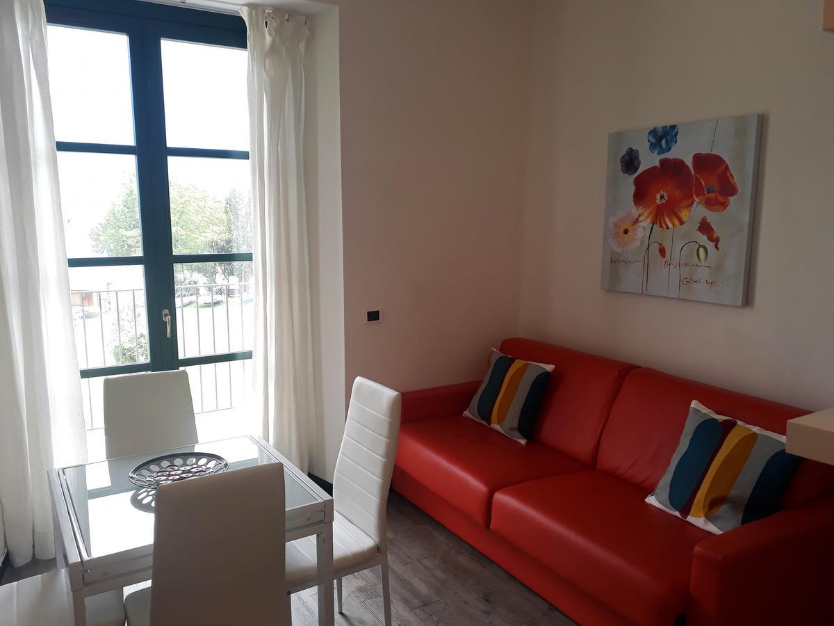 Campione Giulia Exclusive Lakefront Apartment By Gardadomusmea Campione del Garda Exteriör bild